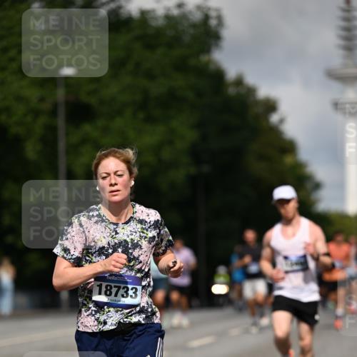 29.06.2025 - hella hamburg halbmarathon Dr. Thomas Lammeyer http://msf.ph/oto/8256289 29.06.2025 09:51:52 Kennedybrücke 1290, 1505, 1710, 2399, 2714, 2767, 3480, 3959, 4860, 5307, 5554, 5709, 7152, 7154, 7884, 8933, 9403, 10404, 10793, 10852 meine-sportfotos.de