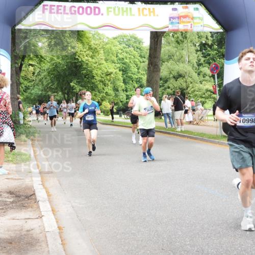 29.06.2025 - hella hamburg halbmarathon MichiJ http://msf.ph/oto/8256428 29.06.2025 10:52:46 Zwischen KM18-KM19 3578, 3746, 4488, 6572, 9165, 10067, 10781, 10998, 13481, 13566, 13625, 18732 meine-sportfotos.de