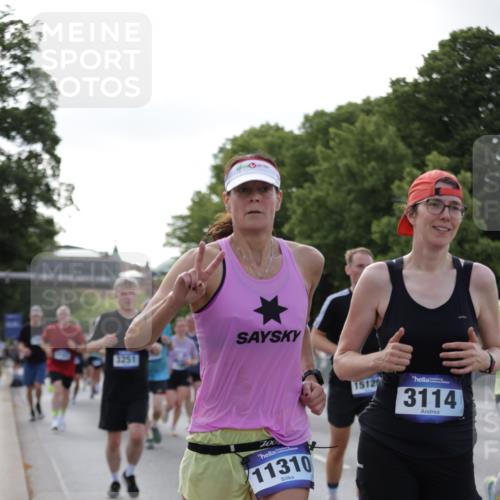 29.06.2025 - hella hamburg halbmarathon Jannik Wohlers http://msf.ph/oto/8256488 29.06.2025 09:57:32 Lombardsbrücke 1094, 1258, 1320, 1321, 1335, 1563, 1870, 2138, 2397, 2448, 2612, 2946, 3058, 3091, 3114, 3251, 5032, 5305, 5672, 5775, 6355, 6356, 6569, 6580, 6585, 6628, 6754, 6776, 7065, 7134, 7478, 7509, 7646, 7952, 7976, 8176, 8973, 9065, 9145, 9163, 9214, 9227, 9835, 10860, 11208, 11310, 11757, 11789, 12155, 12224, 12662, 12961, 13047, 14300, 14638, 14865, 15061, 15125, 15134, 15426, 15496, 15712, 15915, 16008, 16009, 16320, 16563, 16750, 16980, 17530 meine-sportfotos.de