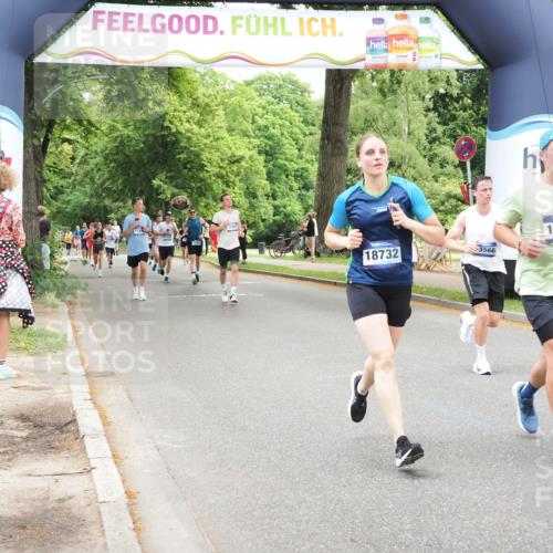 29.06.2025 - hella hamburg halbmarathon MichiJ http://msf.ph/oto/8256494 29.06.2025 10:52:48 Zwischen KM18-KM19 3578, 6572, 9165, 10067, 10998, 13566, 13625, 18732 meine-sportfotos.de