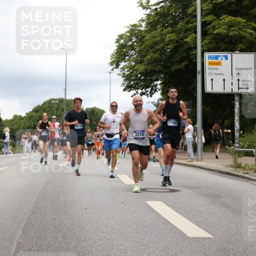 29.06.2025 - hella hamburg halbmarathon Yannick Fuchs http://msf.ph/oto/8256615 29.06.2025 10:48:21 20KM 1410, 1442, 1549, 1815, 2432, 3177, 3310, 3861, 3898, 4189, 6082, 6084, 6260, 6356, 6581, 6723, 6994, 7129, 7973, 8223, 8449, 8772, 8798, 9012, 9060, 9227, 10040, 10263, 10266, 11009, 11499, 11789, 12213, 12362, 12489, 13147, 13297, 13869, 14026, 14660, 14818, 15113, 15156, 15169, 15408, 15524, 16092, 16574, 16623, 16750, 17740, 17765, 18759, 19177 meine-sportfotos.de