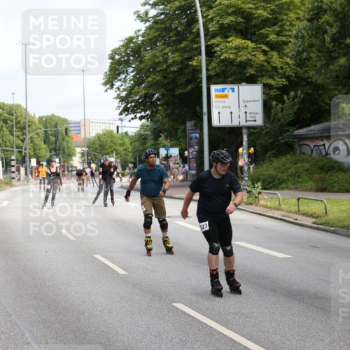 29.06.2025 - hella hamburg halbmarathon Yannick Fuchs http://msf.ph/oto/8256653 29.06.2025 09:35:47 20KM  meine-sportfotos.de