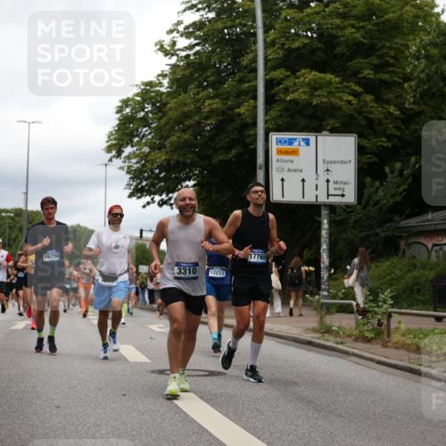 29.06.2025 - hella hamburg halbmarathon Yannick Fuchs http://msf.ph/oto/8256747 29.06.2025 10:48:22 20KM 1410, 1815, 2432, 3177, 3310, 3861, 3898, 4189, 6082, 6084, 6260, 6356, 6581, 6723, 6994, 7129, 7973, 8223, 8449, 8772, 8798, 9012, 9060, 9227, 10040, 10263, 10266, 11009, 11499, 11789, 12213, 12362, 12489, 13147, 13297, 13869, 14026, 14660, 14818, 15113, 15156, 15169, 15408, 15524, 15879, 16092, 16574, 16623, 16750, 17740, 17765, 18759, 19177 meine-sportfotos.de