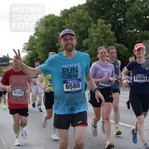 29.06.2025 - hella hamburg halbmarathon Jannik Wohlers http://msf.ph/oto/8256948 29.06.2025 09:57:37 Lombardsbrücke 1179, 1258, 1320, 1321, 1335, 1870, 2070, 2138, 2397, 2417, 2448, 2612, 2636, 2711, 3058, 3091, 3114, 3251, 4814, 5305, 5672, 5775, 6355, 6356, 6569, 6580, 6628, 6754, 6776, 7065, 7409, 7478, 7509, 7646, 7724, 7952, 7976, 8449, 8689, 9065, 9145, 9163, 10860, 11310, 11416, 11757, 11789, 12224, 12662, 12961, 13047, 13691, 14638, 14865, 15061, 15125, 15426, 15915, 16563, 16750, 17530, 17825, 18514, 18811 meine-sportfotos.de