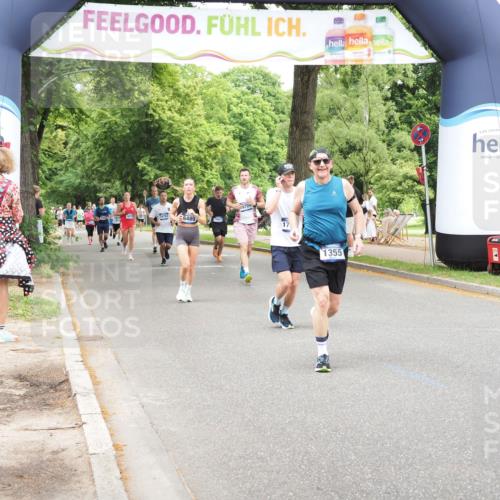 29.06.2025 - hella hamburg halbmarathon MichiJ http://msf.ph/oto/8256999 29.06.2025 10:52:54 Zwischen KM18-KM19 1355, 3994, 11416, 11887, 13566, 17347, 18721, 18732 meine-sportfotos.de
