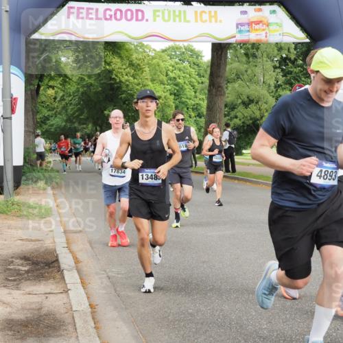 29.06.2025 - hella hamburg halbmarathon MichiJ http://msf.ph/oto/8257008 29.06.2025 10:29:31 Zwischen KM18-KM19 1800, 3618, 4205, 4893, 5026, 6152, 7284, 7796, 8074, 8122, 8358, 8966, 9711, 12385, 13268, 13483, 13667, 14899, 16249, 17486, 17724, 17834, 18412 meine-sportfotos.de
