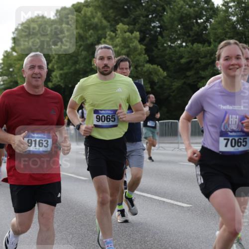 29.06.2025 - hella hamburg halbmarathon Jannik Wohlers http://msf.ph/oto/8257079 29.06.2025 09:57:38 Lombardsbrücke 1179, 1258, 1320, 1321, 1335, 1870, 2070, 2138, 2397, 2417, 2448, 2612, 2636, 2711, 3058, 3091, 3114, 3251, 4814, 5672, 5775, 6164, 6355, 6356, 6569, 6580, 6628, 6754, 6776, 7065, 7409, 7478, 7509, 7646, 7724, 7952, 7976, 8449, 8508, 8689, 9065, 9145, 9163, 10860, 11217, 11310, 11416, 11757, 11789, 12224, 12662, 12961, 13047, 13691, 14638, 14865, 15061, 15125, 15426, 15915, 16563, 17530, 17825, 18514, 18811 meine-sportfotos.de