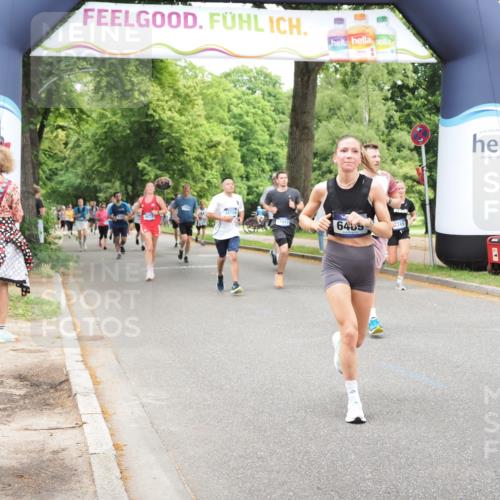 29.06.2025 - hella hamburg halbmarathon MichiJ http://msf.ph/oto/8257196 29.06.2025 10:52:56 Zwischen KM18-KM19 1355, 3994, 6489, 11416, 11887, 11917, 17347, 18721 meine-sportfotos.de