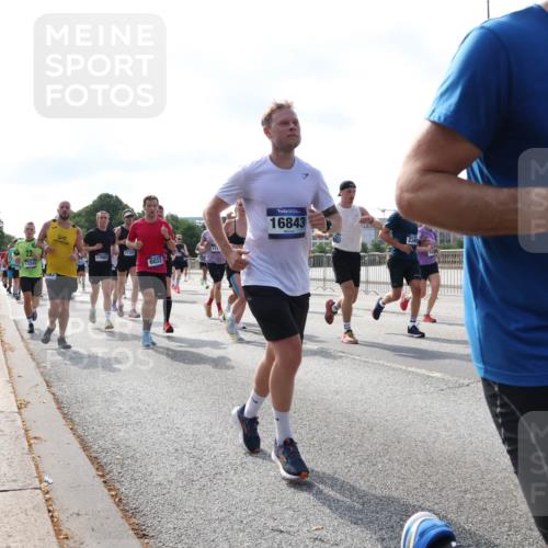 29.06.2025 - hella hamburg halbmarathon Lena Gebhardt http://msf.ph/oto/8257305 29.06.2025 09:56:55 Lombardsbrücke 1327, 1381, 1460, 1496, 1537, 1628, 1657, 1783, 1833, 1877, 2013, 2025, 2058, 2074, 2082, 2111, 2208, 2340, 2378, 2396, 2771, 2839, 2869, 2878, 2953, 2996, 3093, 3296, 3310, 3575, 3652, 3791, 4065, 4377, 4404, 4635, 4711, 4726, 4770, 4833, 4897, 5008, 5169, 5194, 5319, 5744, 5839, 6033, 6286, 6377, 6561, 6562, 6631, 7176, 7177, 7259, 7383, 7475, 7918, 8112, 8261, 8313, 8361, 8572, 8587, 8618, 8651, 8661, 8710, 8813, 8863, 8921, 8930, 9060, 9082, 9497, 9597, 9638 meine-sportfotos.de