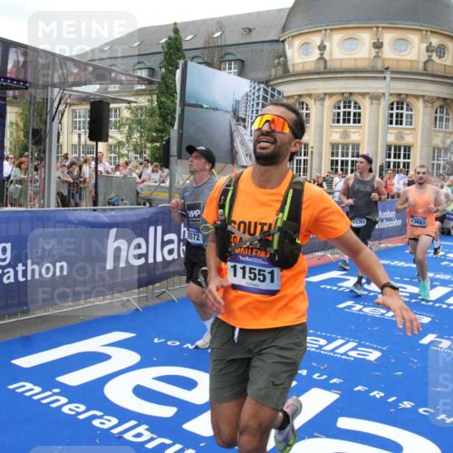 29.06.2025 - hella hamburg halbmarathon Michael Strokosch http://msf.ph/oto/8257386 29.06.2025 10:51:01 Ziel 1466, 1630, 2207, 3654, 7369, 8117, 8205, 8572, 10215, 11551, 12778, 13008, 13687, 14125, 15362, 15395, 15643, 16285, 17221, 18350 meine-sportfotos.de