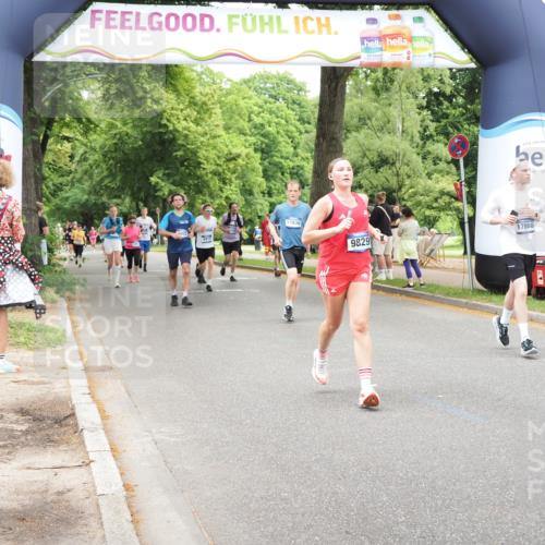 29.06.2025 - hella hamburg halbmarathon MichiJ http://msf.ph/oto/8257558 29.06.2025 10:52:59 Zwischen KM18-KM19 1249, 1355, 6489, 9829, 11917, 17347, 17836, 17866, 18721, 18754 meine-sportfotos.de