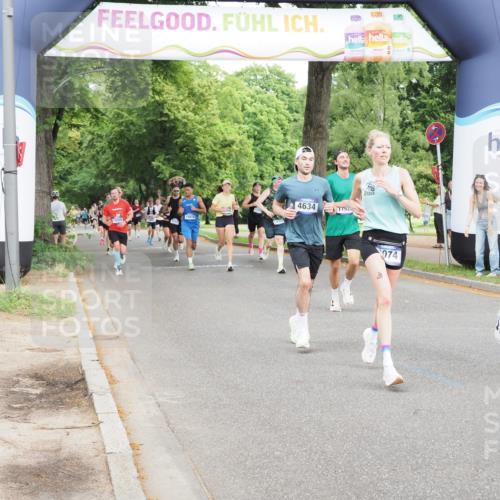 29.06.2025 - hella hamburg halbmarathon MichiJ http://msf.ph/oto/8257559 29.06.2025 10:29:34 Zwischen KM18-KM19 3618, 4205, 4634, 4893, 5007, 5014, 5026, 7284, 7796, 8074, 8358, 11062, 11922, 12385, 13268, 13483, 16249, 16599, 17724, 17834 meine-sportfotos.de