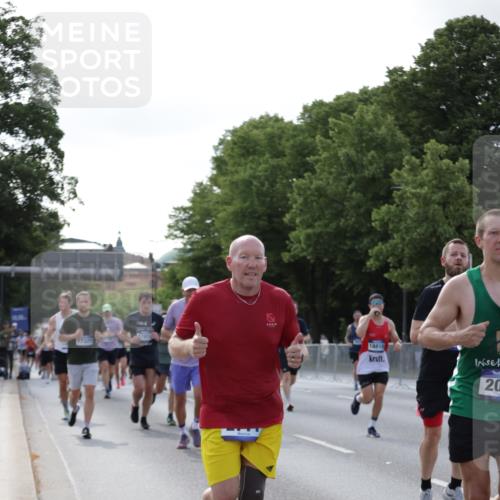 29.06.2025 - hella hamburg halbmarathon Jannik Wohlers http://msf.ph/oto/8257775 29.06.2025 09:57:45 Lombardsbrücke 1034, 1179, 1190, 1258, 1335, 2034, 2070, 2138, 2397, 2417, 2612, 2636, 2711, 3091, 3251, 4814, 4903, 5093, 5672, 6164, 6580, 6754, 7065, 7409, 7509, 7724, 7896, 8449, 8508, 8590, 8689, 9057, 9065, 9145, 9163, 9656, 11217, 11416, 11607, 11757, 11789, 11791, 12224, 12624, 12662, 13033, 13047, 13691, 14571, 14638, 15061, 15125, 16563, 17176, 17321, 17415, 17825, 18514, 18810, 18811 meine-sportfotos.de