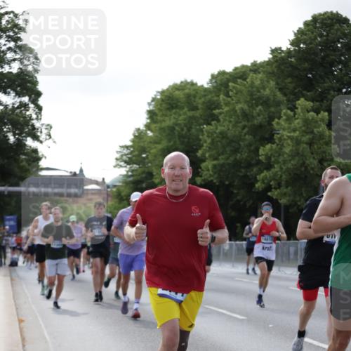 29.06.2025 - hella hamburg halbmarathon Jannik Wohlers http://msf.ph/oto/8257826 29.06.2025 09:57:45 Lombardsbrücke 1034, 1179, 1190, 1258, 1335, 2034, 2070, 2138, 2397, 2417, 2612, 2636, 2711, 3091, 3251, 4814, 4903, 5093, 5672, 6164, 6580, 6754, 7065, 7409, 7509, 7724, 7896, 8449, 8508, 8590, 8689, 9057, 9065, 9145, 9163, 9656, 11217, 11416, 11607, 11757, 11789, 11791, 12224, 12624, 12662, 13033, 13047, 13691, 14571, 14638, 15061, 15125, 16563, 17176, 17321, 17415, 17825, 18514, 18810, 18811 meine-sportfotos.de