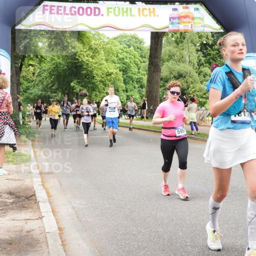 29.06.2025 - hella hamburg halbmarathon MichiJ http://msf.ph/oto/8257880 29.06.2025 10:53:05 Zwischen KM18-KM19 1249, 1781, 4499, 5951, 8402, 8917, 8926, 9829, 10389, 17836, 17866, 18178, 18754 meine-sportfotos.de