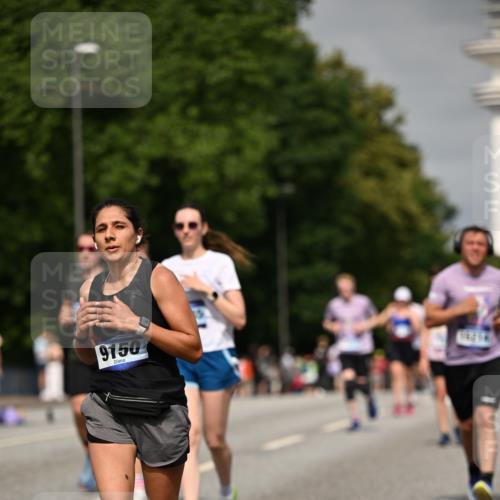 29.06.2025 - hella hamburg halbmarathon Dr. Thomas Lammeyer http://msf.ph/oto/8257918 29.06.2025 10:14:36 Kennedybrücke 1052, 1186, 1548, 1781, 5182, 5653, 5806, 7058, 8561, 8685, 9150, 9829 meine-sportfotos.de