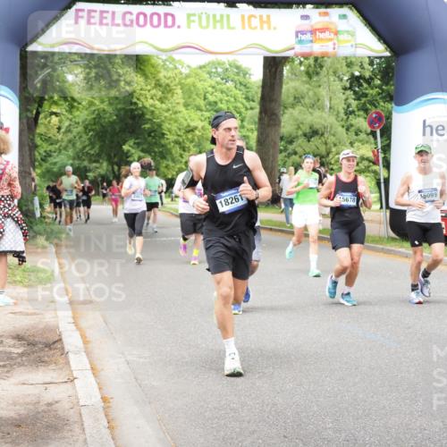 29.06.2025 - hella hamburg halbmarathon MichiJ http://msf.ph/oto/8258199 29.06.2025 10:53:12 Zwischen KM18-KM19 1790, 3461, 4227, 4322, 4499, 8926, 13173, 15678, 16099, 17077, 17638, 17880, 18178, 18261, 18655 meine-sportfotos.de