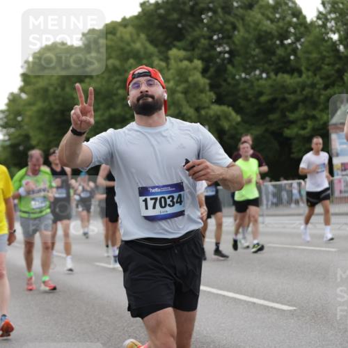 29.06.2025 - hella hamburg halbmarathon Jannik Wohlers http://msf.ph/oto/8258399 29.06.2025 10:32:11 Lombardsbrücke 1199, 1640, 2059, 3365, 3653, 3660, 3670, 4446, 4857, 5783, 5871, 5941, 6228, 6312, 6315, 7308, 7309, 7468, 7531, 7633, 7702, 7749, 7750, 8303, 8625, 8840, 8993, 9010, 9188, 9765, 10002, 10013, 10048, 10203, 10277, 10354, 10470, 10624, 10770, 11076, 11205, 11248, 11972, 12443, 12470, 12864, 13335, 14159, 14301, 14788, 14888, 15071, 15086, 15088, 15147, 15171, 15569, 15847, 15997, 16129, 16187, 16898, 16999, 17041, 17167, 18069, 18706, 18927 meine-sportfotos.de