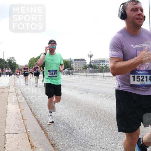 29.06.2025 - hella hamburg halbmarathon Lena Gebhardt http://msf.ph/oto/8258470 29.06.2025 10:10:51 Lombardsbrücke 1166, 1186, 1573, 1781, 2868, 4287, 4389, 5440, 5653, 5990, 5991, 7250, 7271, 7370, 7685, 8561, 9169, 9681, 9816, 9829, 11180, 11355, 11887, 11904, 11905, 12008, 12426, 12556, 12571, 12629, 12790, 12836, 13588, 13594, 13825, 13901, 14022, 14270, 14679, 14822, 15009, 15214, 16166, 16344, 16808, 17500, 17532, 17730, 18949, 19023 meine-sportfotos.de