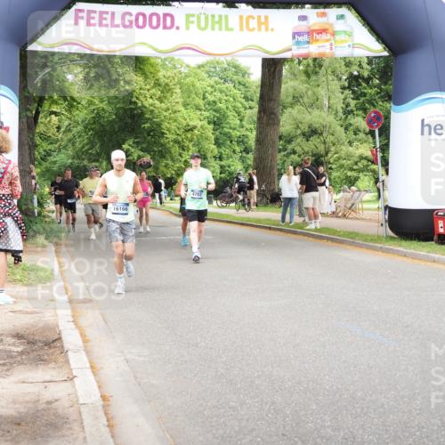 29.06.2025 - hella hamburg halbmarathon MichiJ http://msf.ph/oto/8258475 29.06.2025 10:53:16 Zwischen KM18-KM19 1790, 3461, 4286, 4322, 4782, 15678, 16099, 17638, 17880, 18261, 18655 meine-sportfotos.de