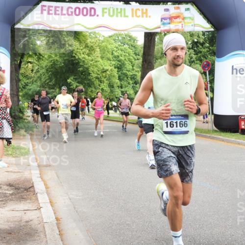 29.06.2025 - hella hamburg halbmarathon MichiJ http://msf.ph/oto/8258889 29.06.2025 10:53:18 Zwischen KM18-KM19 1790, 3461, 4286, 4782, 7485, 16099, 16166, 17638, 17880, 18261 meine-sportfotos.de