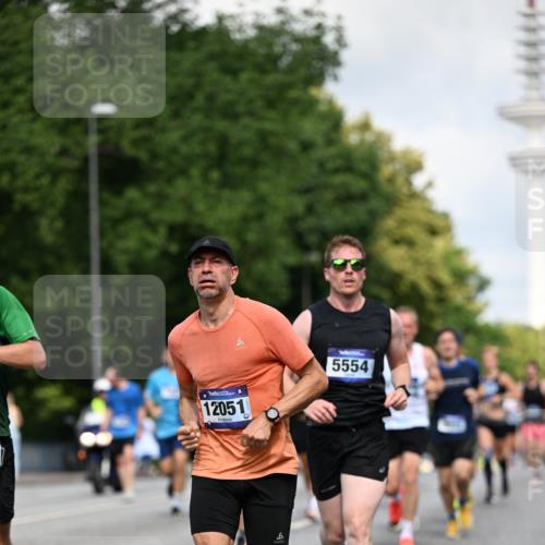 29.06.2025 - hella hamburg halbmarathon Dr. Thomas Lammeyer http://msf.ph/oto/8258980 29.06.2025 09:51:59 Kennedybrücke 1290, 1505, 1710, 2399, 2714, 2767, 3480, 4359, 5307, 5554, 5709, 6993, 7152, 7154, 7884, 8571, 8933, 9403, 10404, 10852 meine-sportfotos.de