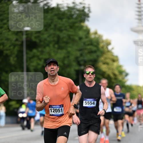 29.06.2025 - hella hamburg halbmarathon Dr. Thomas Lammeyer http://msf.ph/oto/8258994 29.06.2025 09:51:59 Kennedybrücke 1290, 1505, 1710, 2399, 2714, 2767, 3480, 4359, 5307, 5554, 5709, 6993, 7152, 7154, 7884, 8571, 8933, 9403, 10404, 10852 meine-sportfotos.de