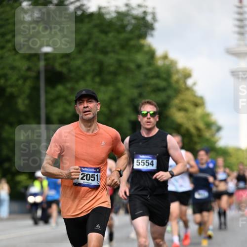 29.06.2025 - hella hamburg halbmarathon Dr. Thomas Lammeyer http://msf.ph/oto/8259011 29.06.2025 09:51:59 Kennedybrücke 1290, 1505, 1710, 2399, 2714, 2767, 3480, 4359, 5307, 5554, 5709, 6993, 7152, 7154, 7884, 8571, 8933, 9403, 10404, 10852 meine-sportfotos.de