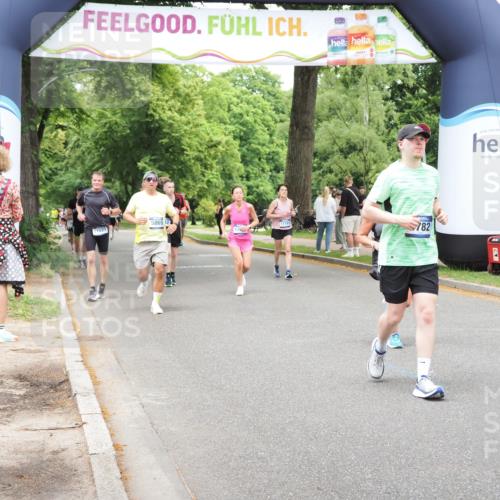 29.06.2025 - hella hamburg halbmarathon MichiJ http://msf.ph/oto/8259044 29.06.2025 10:53:19 Zwischen KM18-KM19 1790, 3461, 4286, 4782, 7485, 11523, 16099, 16166, 17569, 18261 meine-sportfotos.de