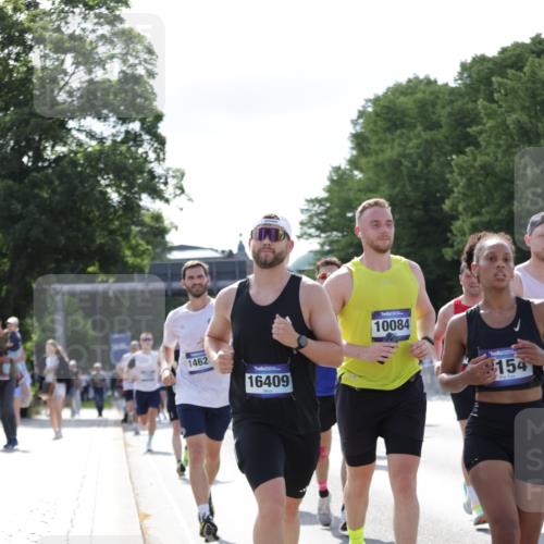 29.06.2025 - hella hamburg halbmarathon Jannik Wohlers http://msf.ph/oto/8259154 29.06.2025 09:57:58 Lombardsbrücke 1034, 1190, 1285, 1815, 2029, 2034, 2070, 2656, 2711, 3041, 3097, 3859, 4903, 5093, 5721, 5894, 6164, 6272, 6433, 6897, 7409, 7856, 7896, 8154, 8311, 8393, 8508, 8590, 8825, 9012, 9057, 9562, 9656, 10084, 11217, 11607, 11791, 11870, 12624, 12761, 13033, 13536, 14323, 14365, 14571, 14626, 14678, 14805, 14845, 15914, 16213, 16409, 16653, 16879, 16924, 17176, 17321, 17415, 18551, 18799, 18810, 18867, 19244 meine-sportfotos.de