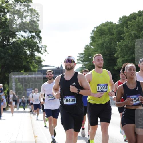 29.06.2025 - hella hamburg halbmarathon Jannik Wohlers http://msf.ph/oto/8259194 29.06.2025 09:57:58 Lombardsbrücke 1034, 1190, 1285, 1815, 2029, 2034, 2070, 2656, 2711, 3041, 3097, 3859, 4903, 5093, 5721, 5894, 6164, 6272, 6433, 6897, 7409, 7856, 7896, 8154, 8311, 8393, 8508, 8590, 8825, 9012, 9057, 9562, 9656, 10084, 11217, 11607, 11791, 11870, 12624, 12761, 13033, 13536, 14323, 14365, 14571, 14626, 14678, 14805, 14845, 15914, 16213, 16409, 16653, 16879, 16924, 17176, 17321, 17415, 18551, 18799, 18810, 18867, 19244 meine-sportfotos.de