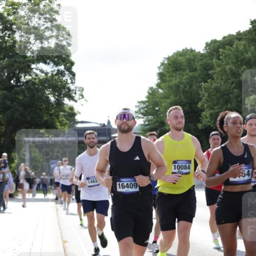 29.06.2025 - hella hamburg halbmarathon Jannik Wohlers http://msf.ph/oto/8259257 29.06.2025 09:57:58 Lombardsbrücke 1034, 1190, 1285, 1815, 2029, 2034, 2070, 2656, 2711, 3041, 3097, 3859, 4903, 5093, 5721, 5894, 6164, 6272, 6433, 6897, 7409, 7856, 7896, 8154, 8311, 8393, 8508, 8590, 8825, 9012, 9057, 9562, 9656, 10084, 11217, 11607, 11791, 11870, 12624, 12761, 13033, 13536, 14323, 14365, 14571, 14626, 14678, 14805, 14845, 15914, 16213, 16409, 16653, 16879, 16924, 17176, 17321, 17415, 18551, 18799, 18810, 18867, 19244 meine-sportfotos.de
