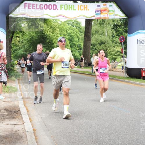 29.06.2025 - hella hamburg halbmarathon MichiJ http://msf.ph/oto/8259319 29.06.2025 10:53:21 Zwischen KM18-KM19 4286, 4782, 5869, 7323, 7485, 11191, 11523, 16166, 16602, 17569 meine-sportfotos.de
