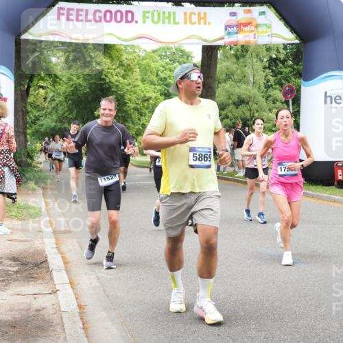 29.06.2025 - hella hamburg halbmarathon MichiJ http://msf.ph/oto/8259417 29.06.2025 10:53:22 Zwischen KM18-KM19 2142, 4286, 4782, 5869, 7323, 7485, 11191, 11523, 16166, 16602, 17569 meine-sportfotos.de