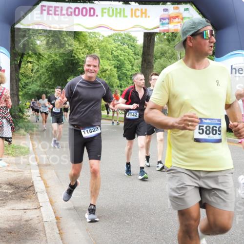 29.06.2025 - hella hamburg halbmarathon MichiJ http://msf.ph/oto/8259486 29.06.2025 10:53:23 Zwischen KM18-KM19 2142, 4782, 5869, 7323, 7485, 11191, 11523, 16166, 16602, 17569 meine-sportfotos.de