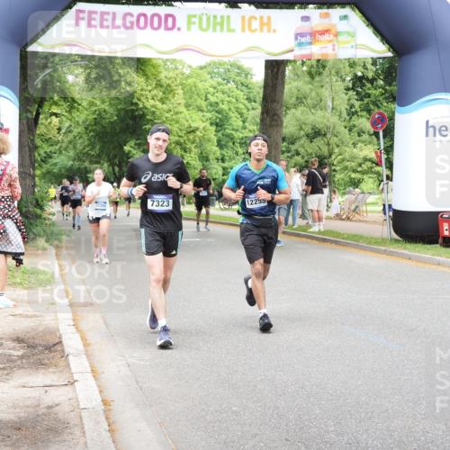 29.06.2025 - hella hamburg halbmarathon MichiJ http://msf.ph/oto/8259691 29.06.2025 10:53:25 Zwischen KM18-KM19 2142, 5869, 7323, 7485, 11191, 11523, 12255, 15394, 16166, 16602, 17569 meine-sportfotos.de