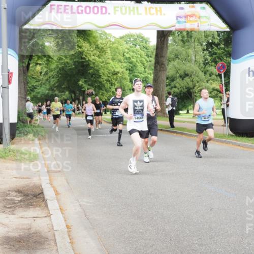 29.06.2025 - hella hamburg halbmarathon MichiJ http://msf.ph/oto/8260074 29.06.2025 10:29:48 Zwischen KM18-KM19 1136, 5410, 6901, 7378, 9659, 9755, 14661, 14820, 17182, 18045, 18049 meine-sportfotos.de
