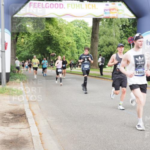 29.06.2025 - hella hamburg halbmarathon MichiJ http://msf.ph/oto/8260204 29.06.2025 10:29:49 Zwischen KM18-KM19 1136, 2579, 5410, 6901, 7378, 9659, 9755, 14661, 14820, 17182, 18045, 18049, 18442 meine-sportfotos.de