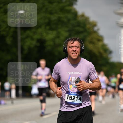 29.06.2025 - hella hamburg halbmarathon Dr. Thomas Lammeyer http://msf.ph/oto/8260224 29.06.2025 10:14:39 Kennedybrücke 1052, 1186, 1548, 1781, 2868, 5182, 5653, 5806, 8561, 8685, 9150, 9829 meine-sportfotos.de