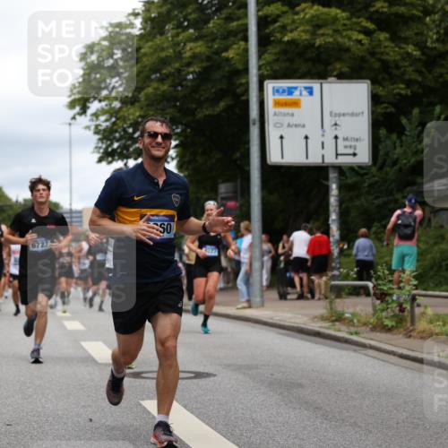29.06.2025 - hella hamburg halbmarathon Yannick Fuchs http://msf.ph/oto/8260375 29.06.2025 10:48:36 20KM 1125, 1327, 1410, 1496, 1628, 1815, 2474, 2561, 2771, 2884, 3041, 3177, 3791, 3794, 3861, 3945, 4189, 4231, 4938, 5319, 6082, 6084, 6356, 6433, 6443, 6581, 6587, 6723, 6994, 8449, 8514, 8698, 8772, 8798, 8973, 9012, 9060, 9227, 10191, 10192, 10263, 10266, 10368, 10376, 11184, 11333, 11499, 11747, 11797, 11976, 12186, 12362, 12489, 12961, 13297, 13988, 14036, 14175, 14592, 14638, 14660, 14818, 14948, 15113, 15156, 15169, 15389, 15408, 15524, 15879, 16047, 16092, 16574 meine-sportfotos.de