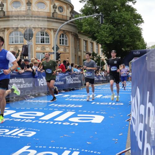 29.06.2025 - hella hamburg halbmarathon Strokosch-Dieckow http://msf.ph/oto/8260443 29.06.2025 10:43:14 Ziel 1675, 3109, 3124, 3146, 7026, 7093, 10099, 10251, 11177, 12153, 15255, 15706, 15921, 16314, 16997, 18274, 18304 meine-sportfotos.de