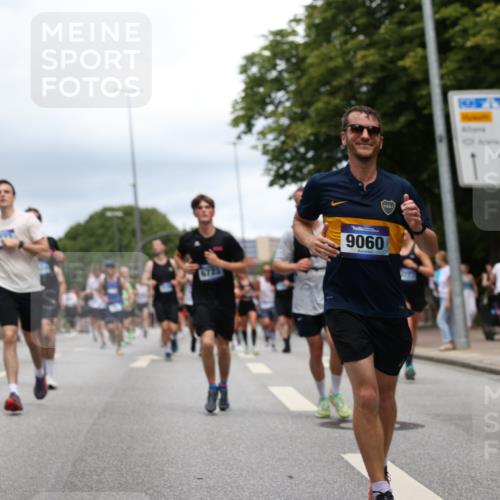 29.06.2025 - hella hamburg halbmarathon Yannick Fuchs http://msf.ph/oto/8260457 29.06.2025 10:48:36 20KM 1125, 1327, 1410, 1496, 1628, 1815, 2474, 2561, 2771, 2884, 3041, 3177, 3791, 3794, 3861, 3945, 4189, 4231, 4938, 5319, 6082, 6084, 6356, 6433, 6443, 6581, 6587, 6723, 6994, 8449, 8514, 8698, 8772, 8798, 8973, 9012, 9060, 9227, 10191, 10192, 10263, 10266, 10368, 10376, 11184, 11333, 11499, 11747, 11797, 11976, 12186, 12362, 12489, 12961, 13297, 13988, 14036, 14175, 14592, 14638, 14660, 14818, 14948, 15113, 15156, 15169, 15389, 15408, 15524, 15879, 16047, 16092, 16574 meine-sportfotos.de