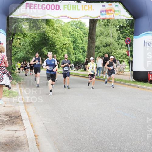 29.06.2025 - hella hamburg halbmarathon MichiJ http://msf.ph/oto/8260523 29.06.2025 10:53:34 Zwischen KM18-KM19 3071, 4187, 6059, 9405, 9559 meine-sportfotos.de