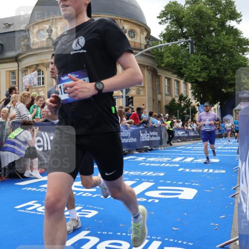 29.06.2025 - hella hamburg halbmarathon Strokosch-Dieckow http://msf.ph/oto/8260550 29.06.2025 10:43:16 Ziel 1675, 2653, 3109, 3124, 3146, 7026, 7093, 10099, 10251, 11177, 13348, 15706, 15921, 16314, 16720, 16997, 18274, 18304, 18987, 19009 meine-sportfotos.de