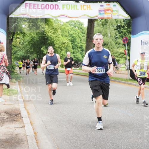 29.06.2025 - hella hamburg halbmarathon MichiJ http://msf.ph/oto/8260630 29.06.2025 10:53:37 Zwischen KM18-KM19 5976, 6059, 9405, 9559, 10213, 11507, 12313, 16546 meine-sportfotos.de