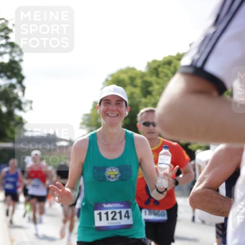 29.06.2025 - hella hamburg halbmarathon Jannik Wohlers http://msf.ph/oto/8260681 29.06.2025 09:58:09 Lombardsbrücke 1285, 1727, 2029, 2518, 2656, 2883, 3041, 3097, 3819, 3859, 4120, 4152, 4167, 5259, 5378, 5721, 5894, 6433, 6592, 6759, 6877, 7716, 8311, 8393, 8825, 10084, 11214, 11638, 11870, 12362, 12483, 12526, 12632, 12633, 12735, 12761, 13465, 13470, 13536, 14266, 14323, 14365, 14626, 14678, 14805, 14845, 15389, 15523, 15727, 15854, 15914, 16176, 16409, 16470, 16653, 16830, 16879, 16924, 17346, 17348, 18551, 18799, 18867, 19244 meine-sportfotos.de