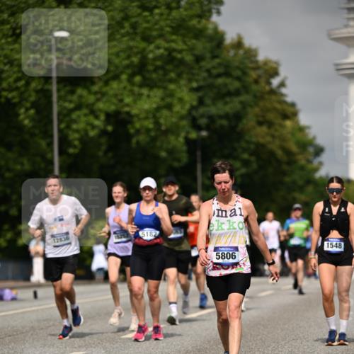 29.06.2025 - hella hamburg halbmarathon Dr. Thomas Lammeyer http://msf.ph/oto/8261489 29.06.2025 10:14:43 Kennedybrücke 1186, 1548, 1781, 2868, 5182, 5653, 5806, 8561, 8685, 9150, 9829, 10196, 11149 meine-sportfotos.de