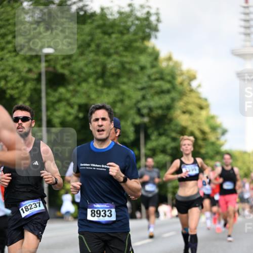 29.06.2025 - hella hamburg halbmarathon Dr. Thomas Lammeyer http://msf.ph/oto/8261550 29.06.2025 09:52:03 Kennedybrücke 1290, 1505, 1710, 2262, 2399, 3480, 4062, 4359, 4381, 5003, 5307, 5554, 5709, 6993, 7152, 7154, 8121, 8571, 8933, 9403, 10404, 10852 meine-sportfotos.de