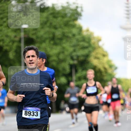 29.06.2025 - hella hamburg halbmarathon Dr. Thomas Lammeyer http://msf.ph/oto/8261639 29.06.2025 09:52:04 Kennedybrücke 1290, 1505, 1710, 2262, 2399, 3480, 4062, 4359, 4381, 5003, 5307, 5554, 5709, 6993, 7152, 7154, 8002, 8121, 8571, 8933, 9403, 10190, 10852 meine-sportfotos.de