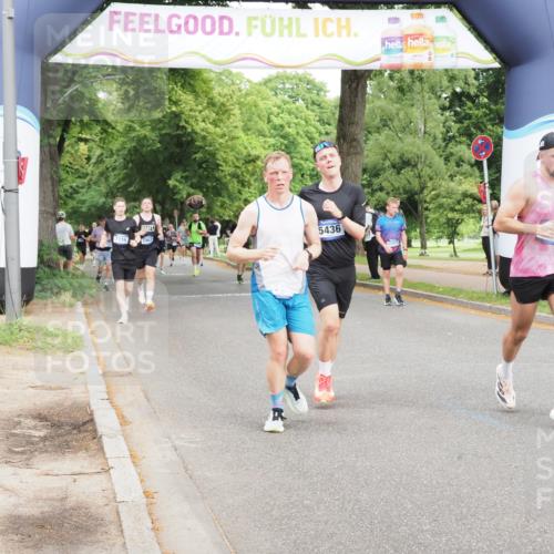 29.06.2025 - hella hamburg halbmarathon MichiJ http://msf.ph/oto/8261648 29.06.2025 10:30:01 Zwischen KM18-KM19 1631, 1962, 4871, 5387, 5436, 10375, 10894, 12434, 16281, 18491 meine-sportfotos.de